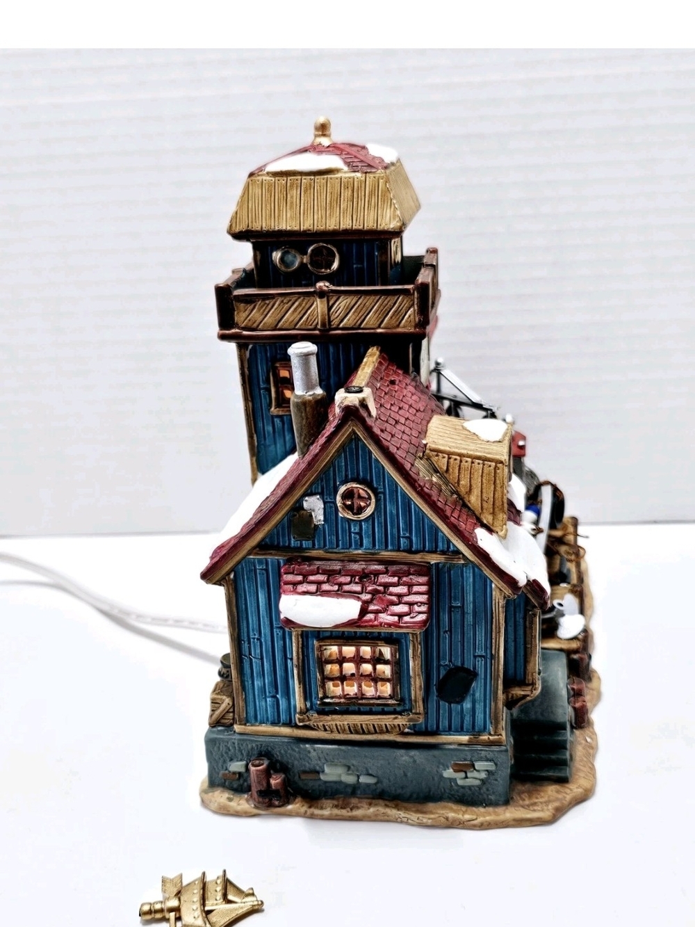 2002 LEMAX Porcelain Lighted House Light & Cord Burks Marina Services #25642 - Picture 7 of 15